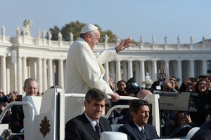 Vatikanas pradėjo tyrimą dėl dviejų žurnalistų