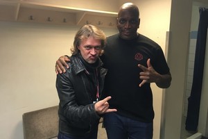 „Sepultura“ vokalistas: „Žiauriai norėtųsi patikrinti Vilnių!“