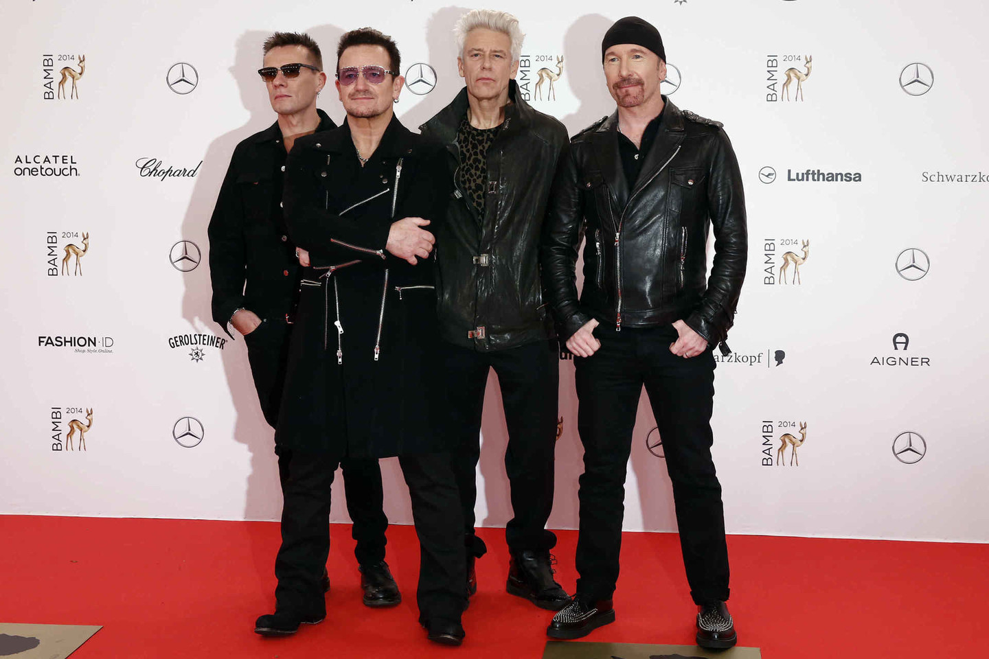 Grupė U2 atšaukė du koncertus Paryžiuje dėl tragiškų išpuolių.<br>ViDa Press nuotr.
