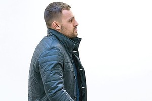 Įžymiojo bėglio S.Rachinšteino sūnui teks vaikščioti pėsčiomis