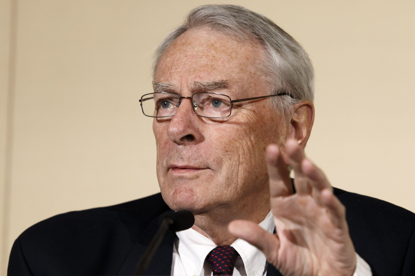 WADA nepriklausomos komisijos vadovas Richardas Poundas paviešino neįtikėtinas tyrimo detales.<br>AP nuotr.