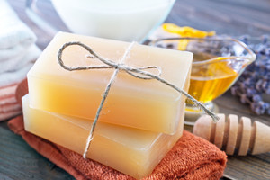 9 būdai panaudoti ūkinį muilą, apie kuriuos negirdėjote