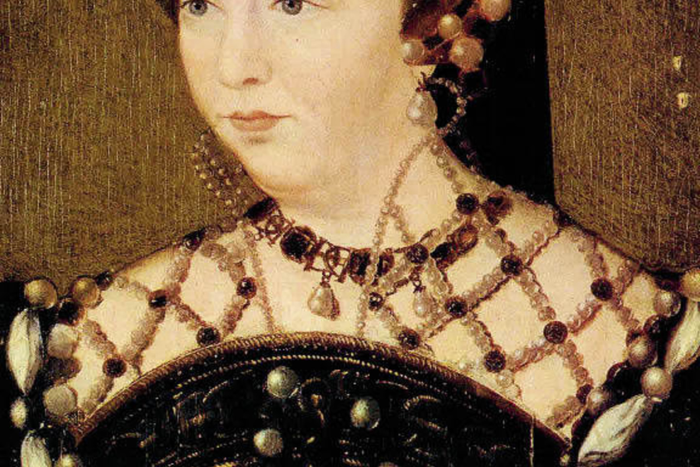 Juoduosius perlus mėgo Prancūzijos karalienė Kotryna Mediči.