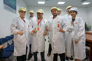 To dar niekas nematė – mums parodė, kaip išties dirba kinai