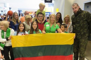 Jonas Valančiūnas Los Andžele sulaukė svečių