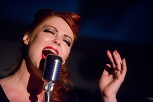 Rasa Kaušiūtė po žvaigždėtu skliautu atsidavė muzikai iš filmų