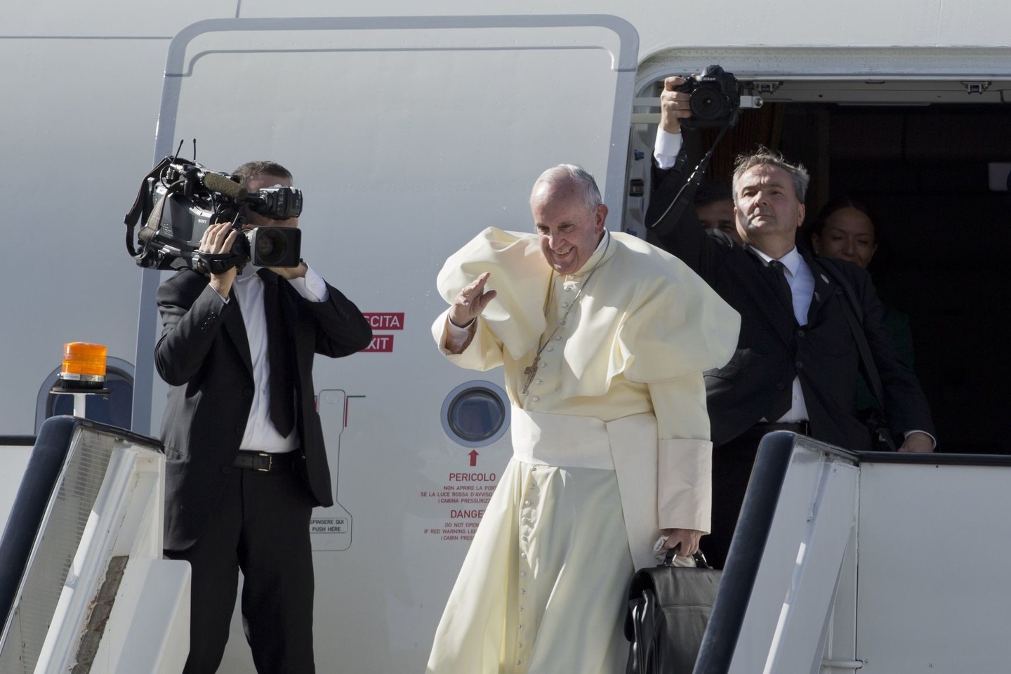 Popiežius Pranciškus tęsia kelionę po Afrikos valstybes.<br>AP nuotr.