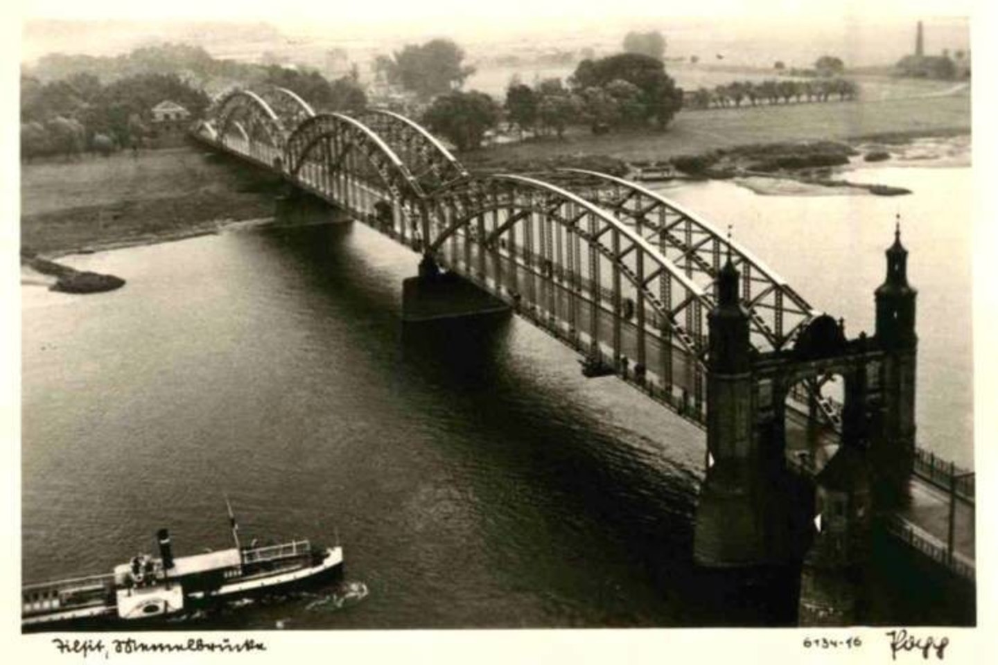 Prūsijos karalienės Luizės tiltas per Nemuną tarnauja iki šiol.