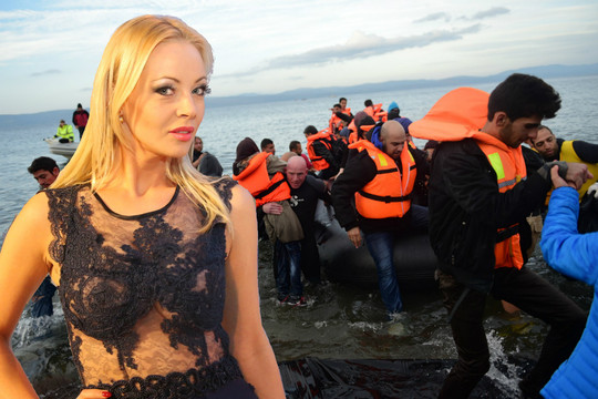 Mia užsipuolė pabėgėlius: „Bus baisu vaikus leisti į mokyklas“