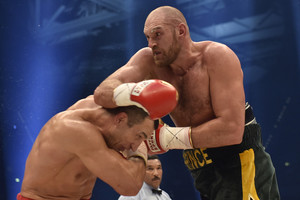 Tysonas Fury išvydo Volodymyro Klyčko kraują ir tapo čempionu