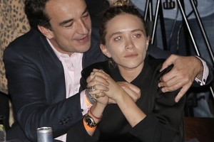 Mary-Kate Olsen ištekėjo už prancūzų bankininko Olivier Sarkozy