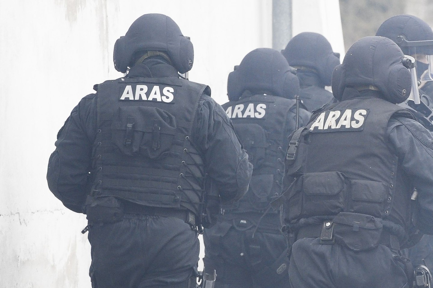 Patalpas apžiūrėjo „Aro“ pareigūnai.