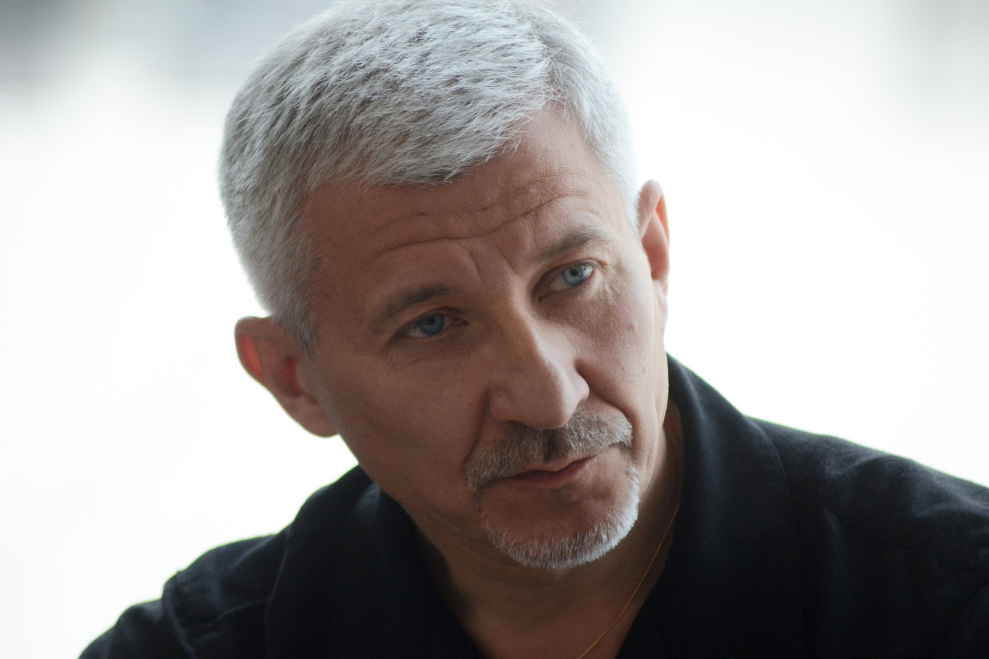 B. Gruževskis: „Kai žmogus jaučia, kad iš augančio įmonės pelno jam nieko nenubyra, jis netenka paskatų kelti kvalifikaciją, mažėja jo lojalumas darbdaviui“.