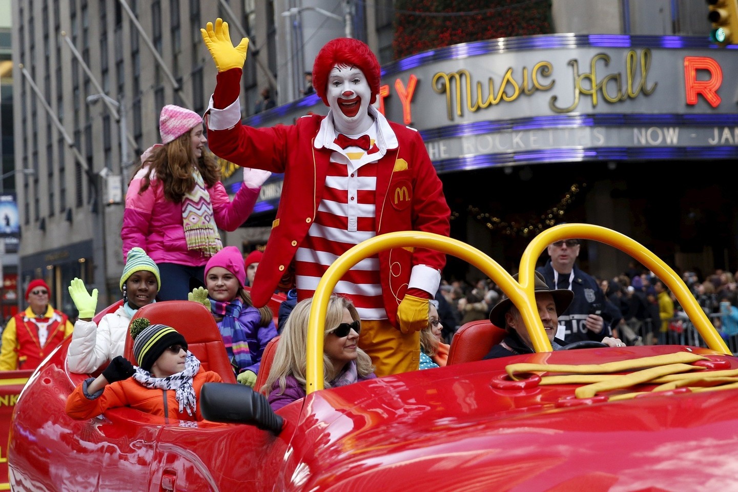 Komisija mano, kad Liuksemburgo sprendimu dėl mokesčių galėjo būti nustatyta „McDonald’s“ palanki mokesčių tvarka ir taip pažeistos ES valstybės pagalbos taisyklės.