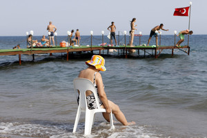 Embargo nebijo: rusai noriai perka bilietus į Antaliją Turkijoje