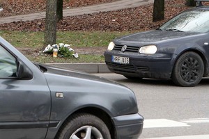 Šiurpi savaitė pėstiesiems: vairuotojai juos žalojo ir perėjose