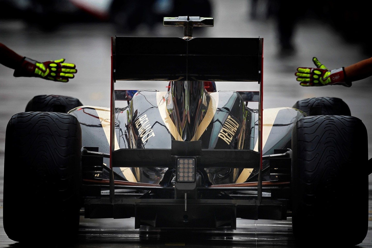 „Renault“ grįžta į „Formulę-1“.