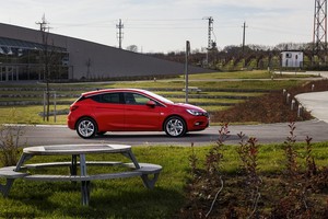 Metų automobilio bandymas: naujos priežastys nepirkti „Golf“