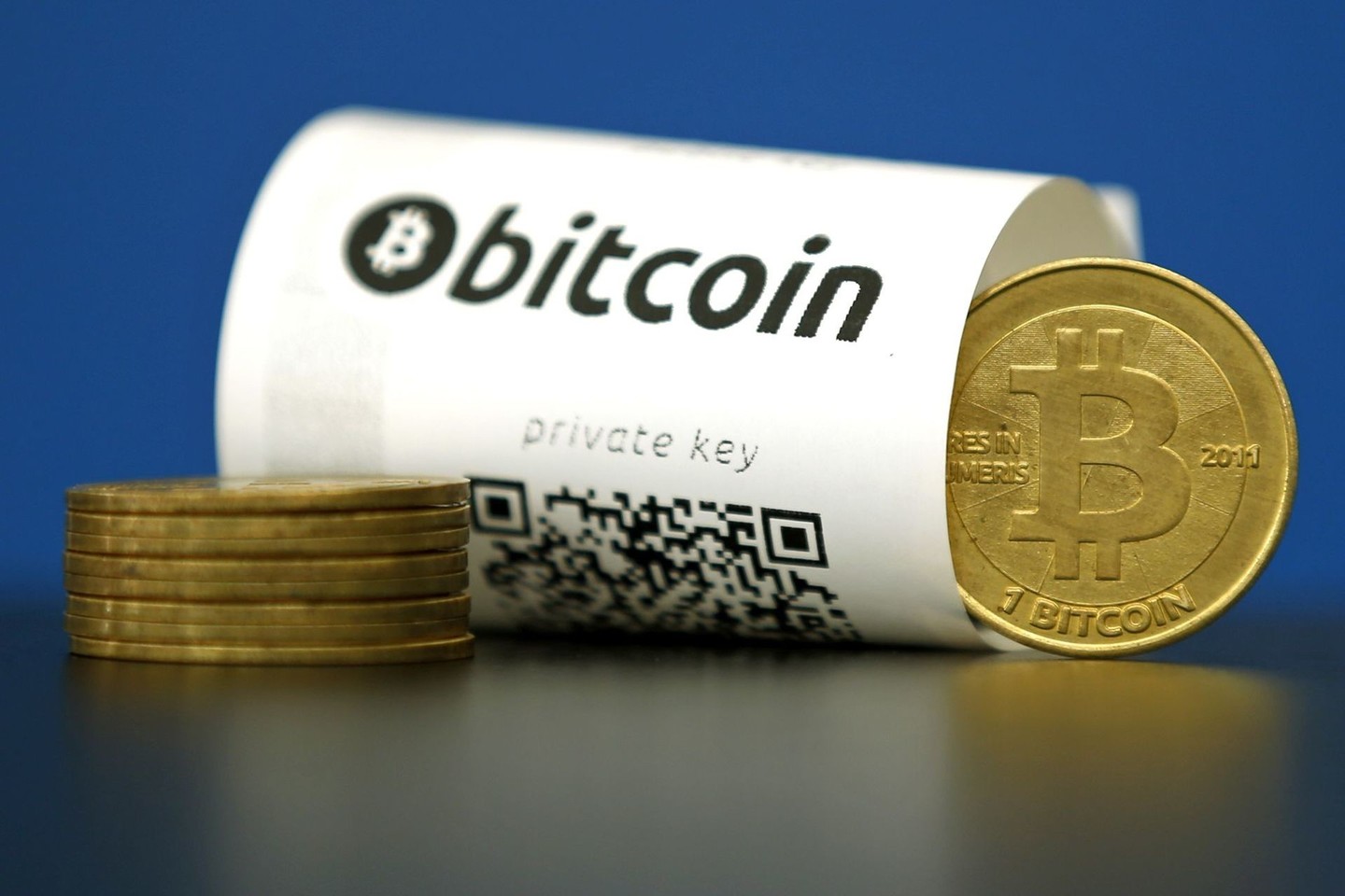 Bitkoino kursas muša rekordus: už virtualią monetą – 66 tūkstančiai dolerių | ygle.lt