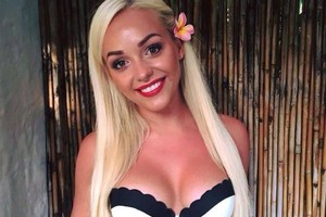 Lietuviams gėda dėl tautiečių dalyvavimo „Miss USSR UK 2016“