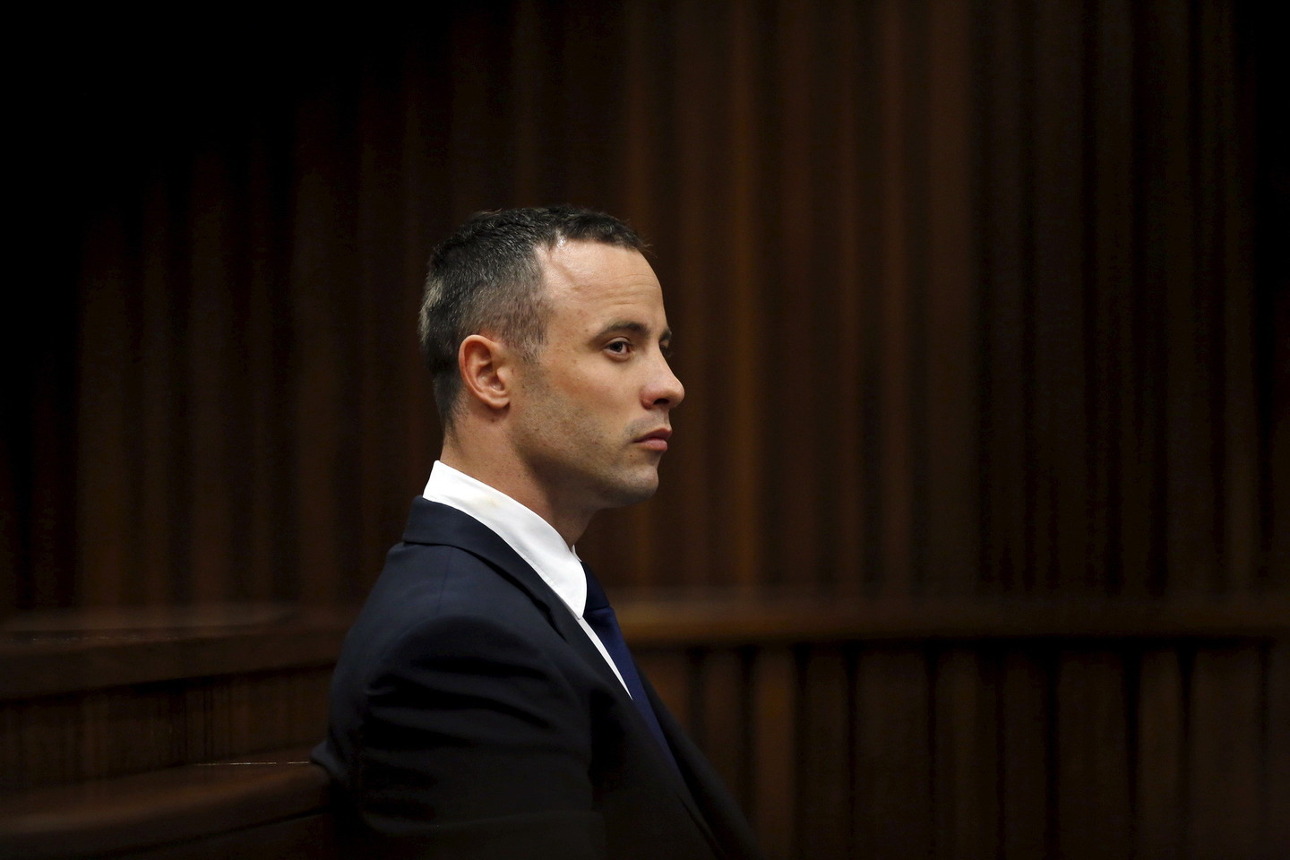 Oscaras Pistorius antradienį turėtų vėl pasirodyti teismo posėdyje dėl jo paleidimo už užstatą.
