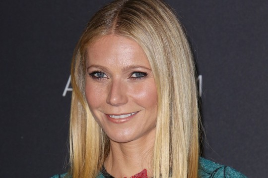 Apšvarinta Holivudo aktorės Gwyneth Paltrow krautuvėlė
