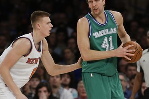 Siautėjęs Kristapas Porzingis privertė nusilenkti Dirką Nowitzki