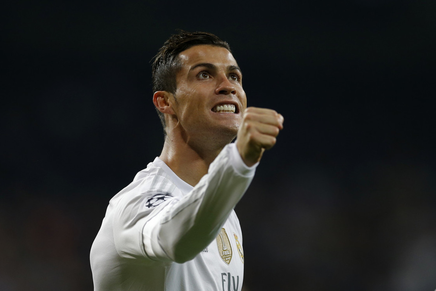 C.Ronaldo įmušė 4 įvarčius.