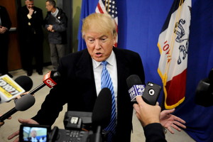 Ant D. Trumpo įsiutę musulmonai jo gaminius meta iš lentynų