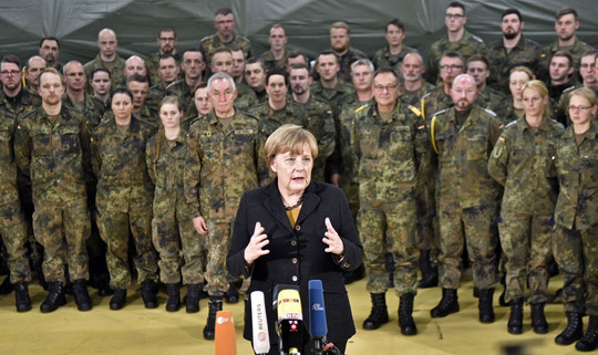 Žurnalas „Time“ metų žmogumi paskelbė Vokietijos kanclerę Angelą Merkel.<br>AP nuotr.