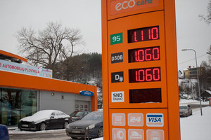 Degalų mišiniams nepaliko akcizo lengvatos