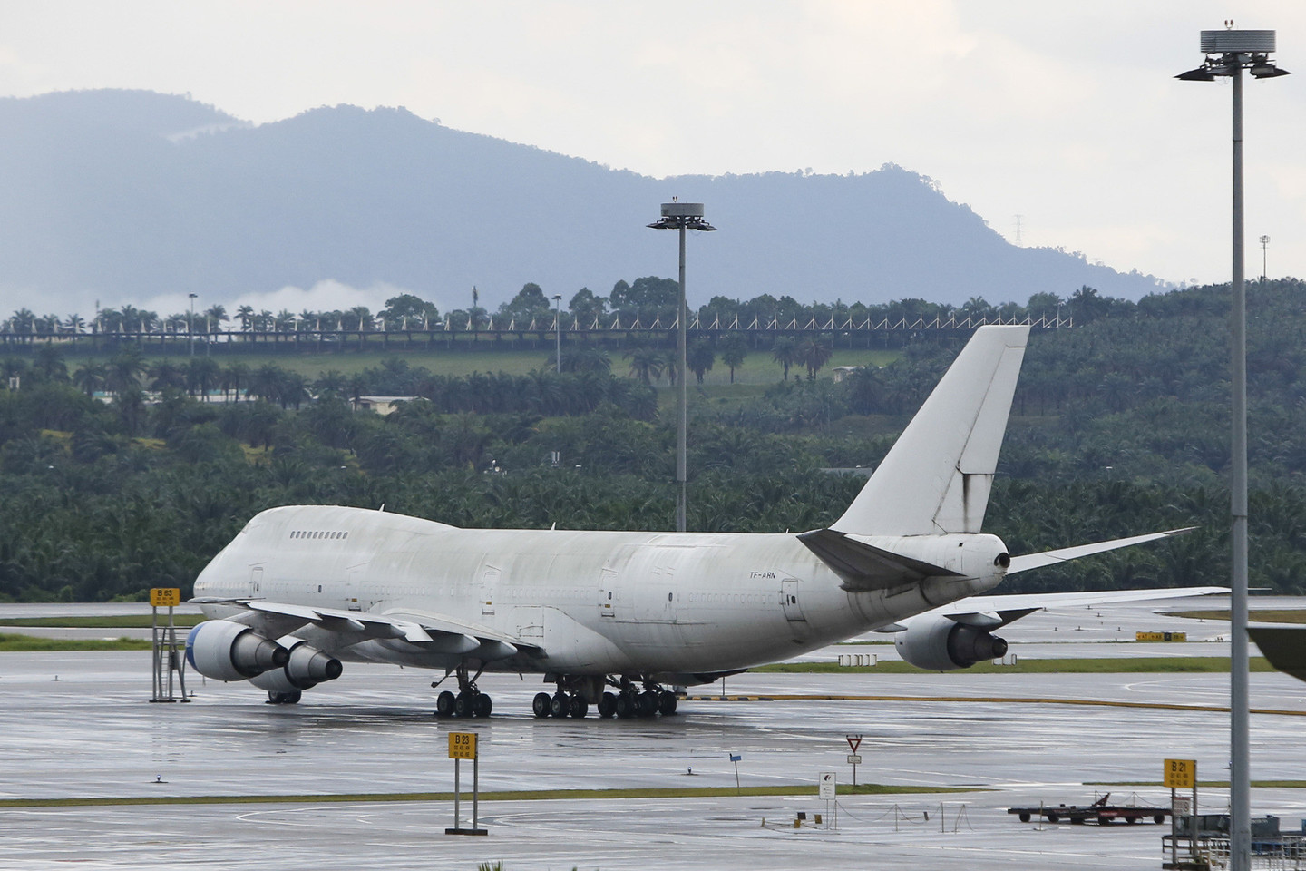 Į Malaizijos skelbimą dėl trijų oro uoste užmirštų „Boeing 747“ viena nauja firma atsiliepė esanti jų savininkė.<br>AP nuotr.