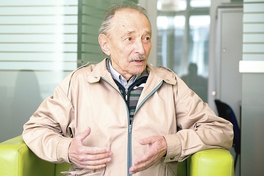 Žuvusio bankininko tėvas ieško dingusių pinigų