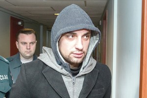 Automatą pavogęs Igoris Molotkovas – slaptas policijos agentas?