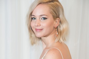 Žvaigždei nederantys reikalai gadina Jennifer Lawrence šventes