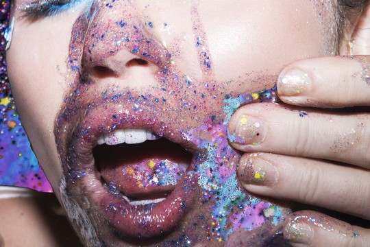 Albumo apžvalga. Miley Cyrus „... And Her Dead Petz“