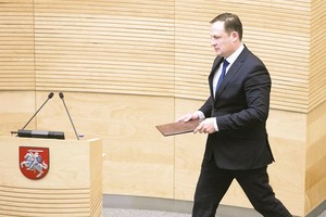 Seimo nariai nedrįso lažintis dėl Kalėdų dovanos prezidentei