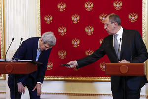 Ką iš tiesų reiškia keistos J. Kerry kalbos Maskvoje?