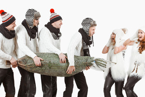 Išgirskite: grupė „Kitava“ meilę ir Kalėdų dvasią rado sniege