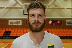 Dovydui Redikui nevalia klysti, jeigu nenori šluoti gatvių