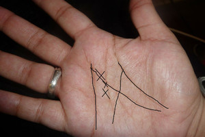 Jūsų delno linijos sudaro raidę M? Esate ypatingas žmogus