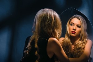 Prisipažinti, kad myli, drįsusi mergina trokšta tai pamiršti