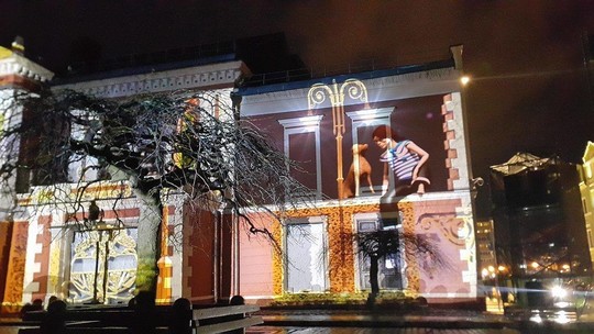 Klaipėdiečiai grožėjosi 3D kalėdinėmis pasakomis.<br>M. Bučnio nuotr.
