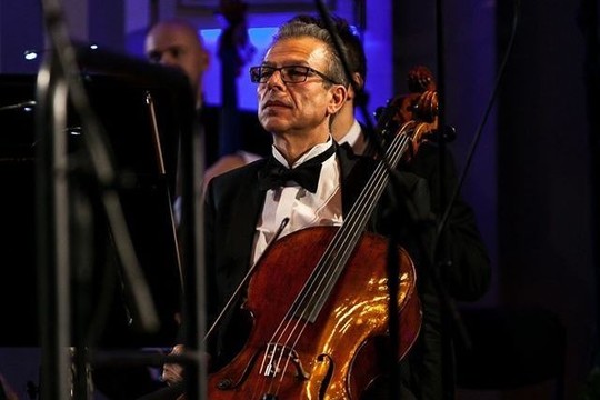 Kalėdų stebuklas: pagrobtąją violončelę atgavo prieš gimtadienį