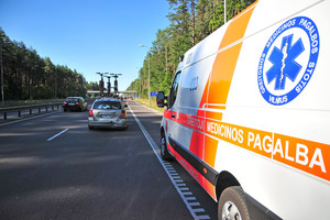 Greitosios pagalbos medikai vargsta dėl apkūnių pacientų