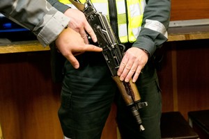 Šaulių sąjunga gaus automatinių šautuvų