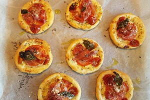 Laukiate svečių? Pradžiuginkite juos itališka užkandėle