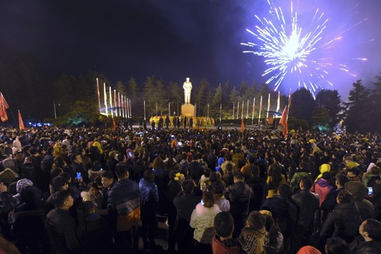 Kinija oficialiai užbaigė „vieno vaiko“ politiką