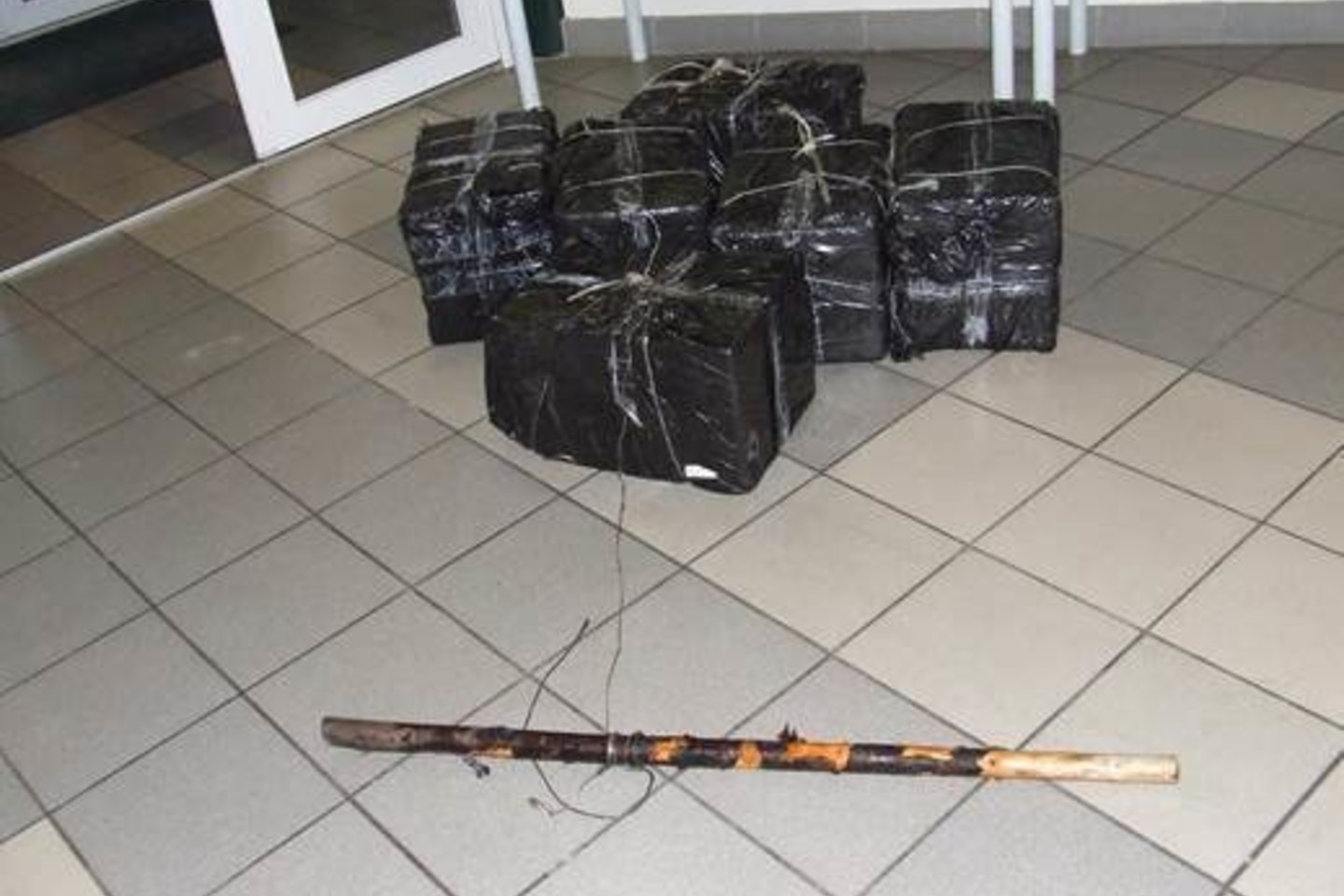 Šalčininkų rajone Padvarionių pasieniečiai sulaikė du baltarusiškų rūkalų krovinius.