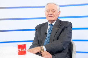 Ar lenkai dairosi tiltų į Lietuvą?